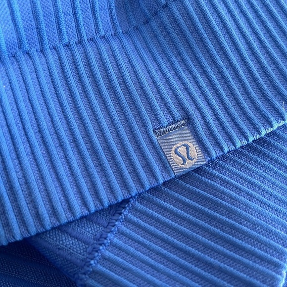 NWT Lululemon Rest Less Blue Pullover SZ 8 - Picture 8 of 10